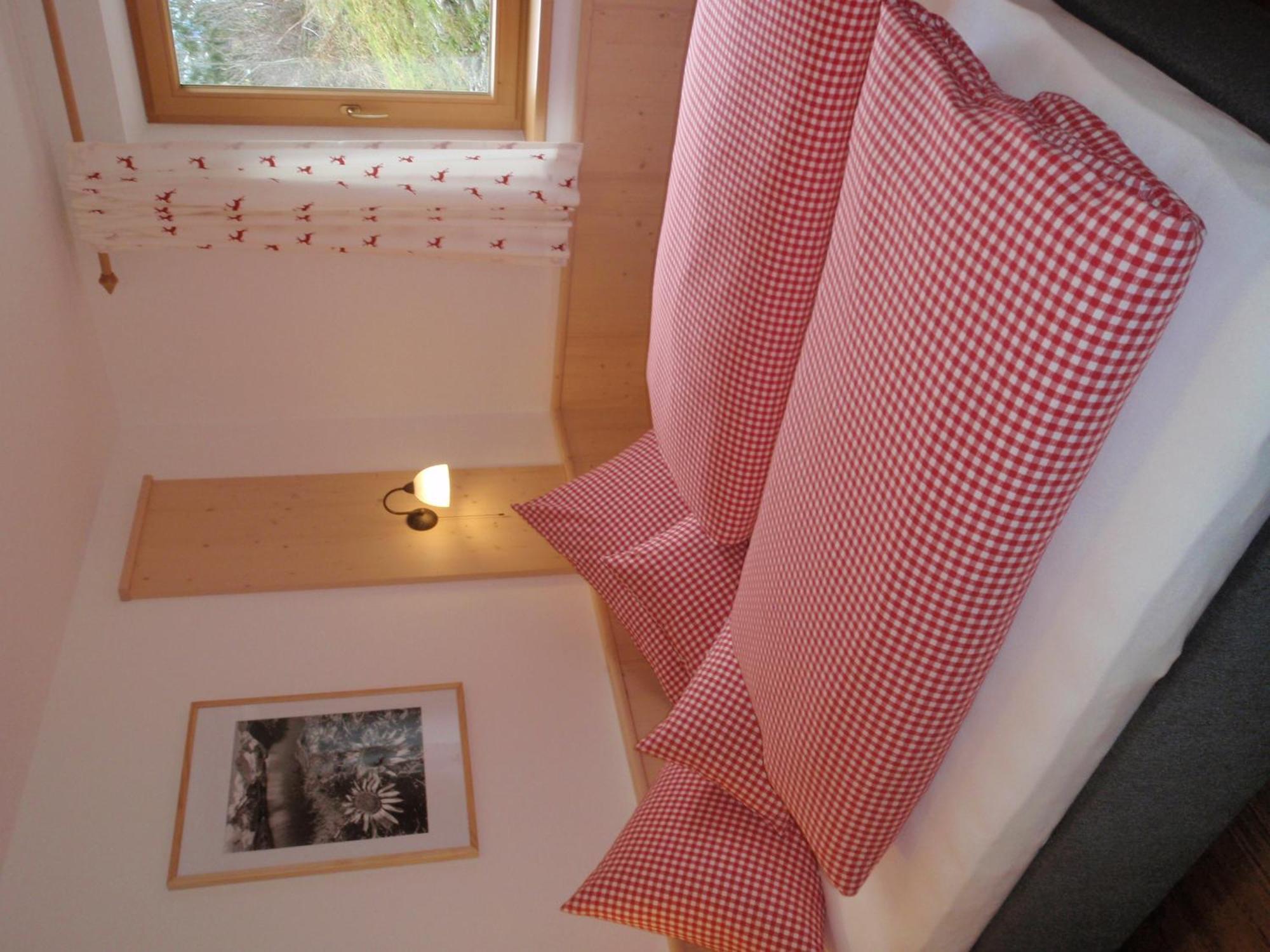 Landhaus Alpenjaeger Hainzenberg Habitación foto